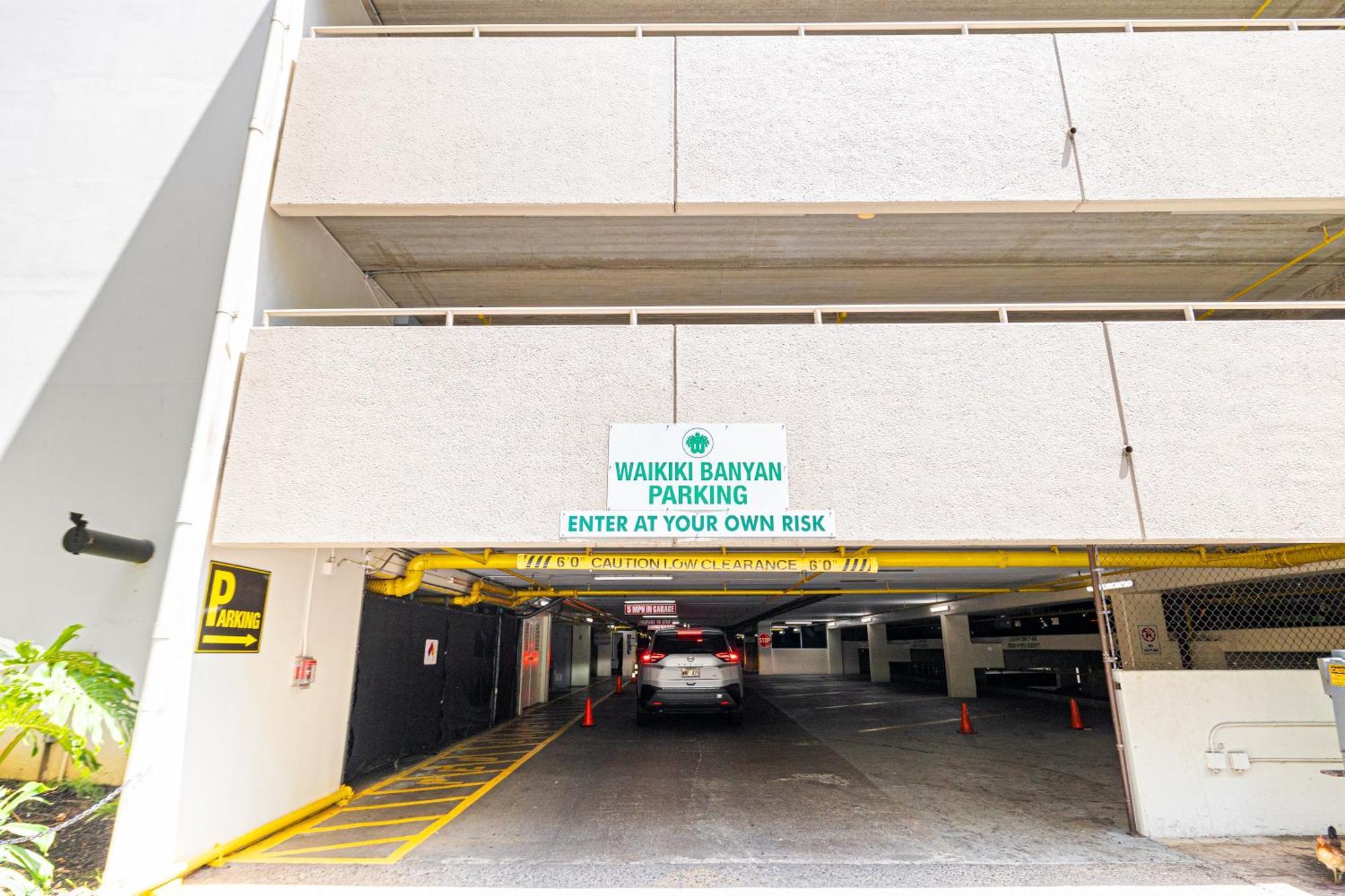 Waikiki Escapade Mountain Views Condo, Steps To Beach With Parking Perk ホノルル エクステリア 写真