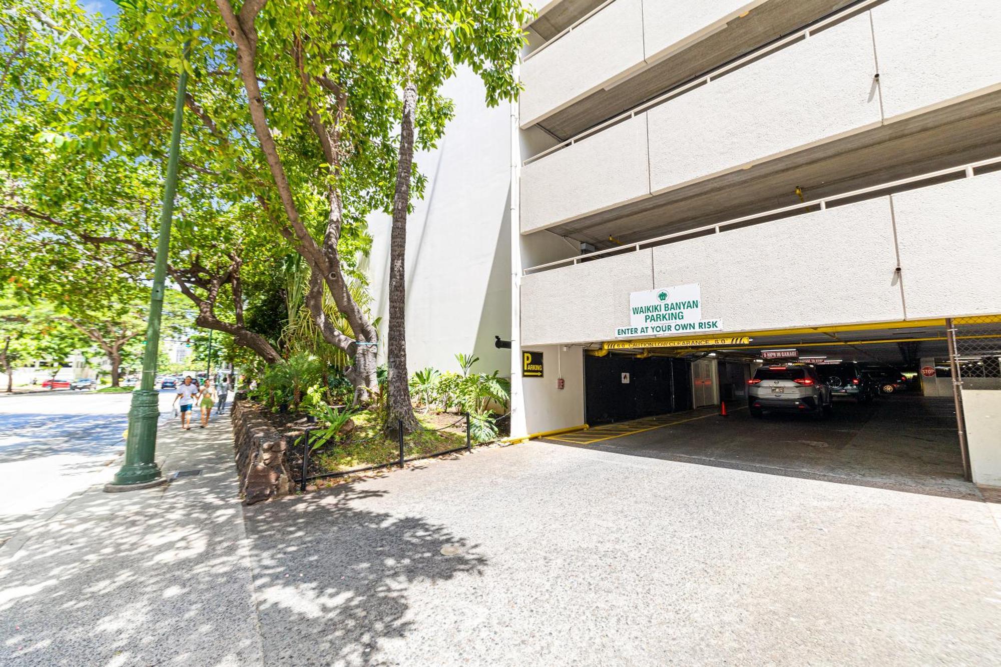 Waikiki Escapade Mountain Views Condo, Steps To Beach With Parking Perk ホノルル エクステリア 写真