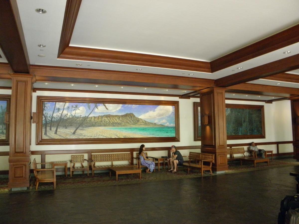 Waikiki Escapade Mountain Views Condo, Steps To Beach With Parking Perk ホノルル エクステリア 写真