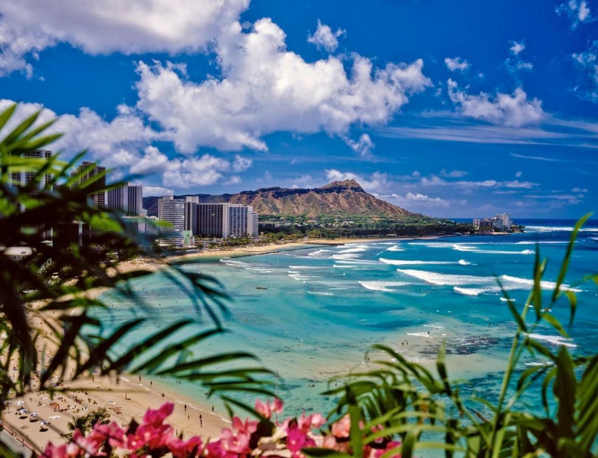Waikiki Escapade Mountain Views Condo, Steps To Beach With Parking Perk ホノルル エクステリア 写真